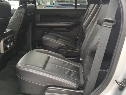 Used 2020 Ford Expedition XLT w/ Equipment Group 202A image 26