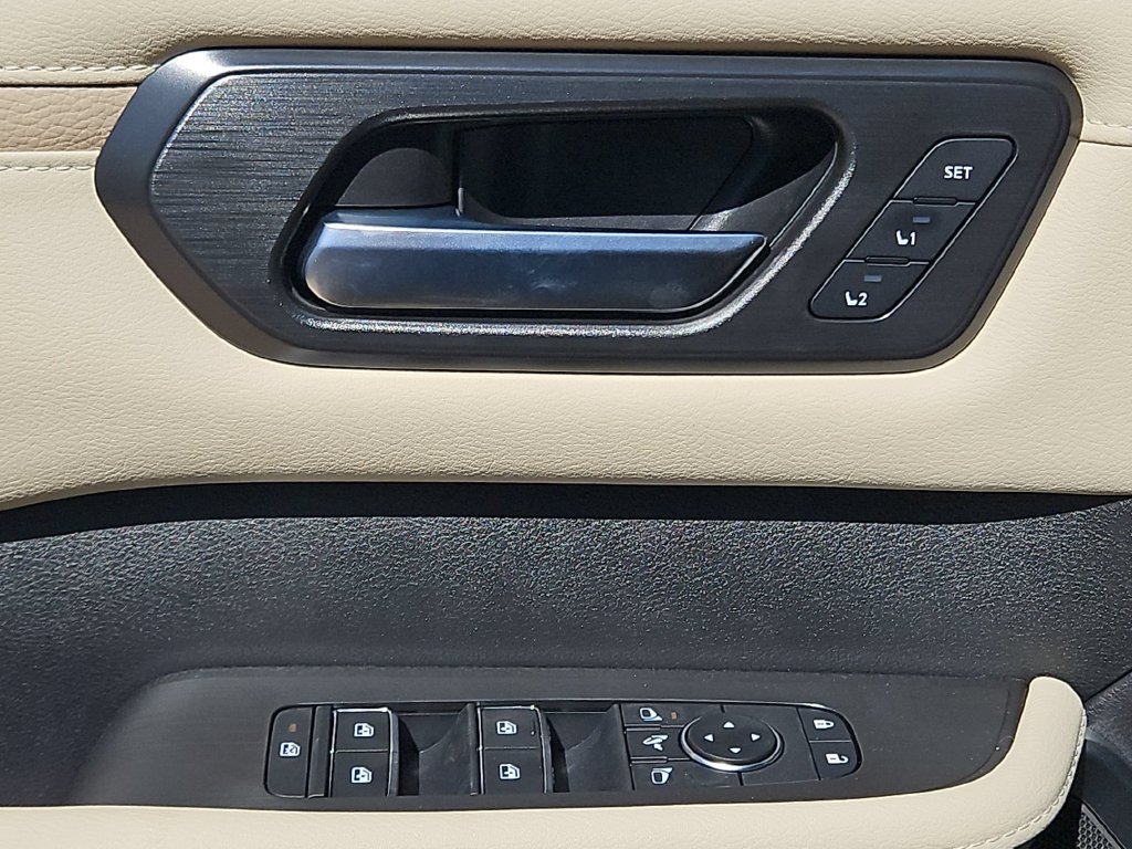 New 2026 Nissan Armada Platinum AWD/4WD image 15