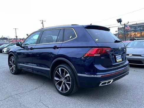 Used 2022 Volkswagen Tiguan SEL R-Line image 6