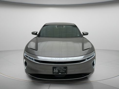 Used 2023 Lucid Air Touring AWD/4WD image 2