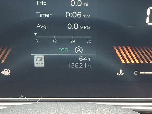 Used 2024 Kia Sorento S w/ Panoramic Sunroof Package image 21