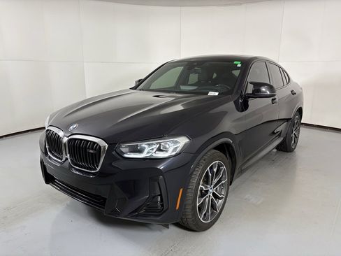 Used 2023 BMW X4 M40i w/ Premium Package image 4