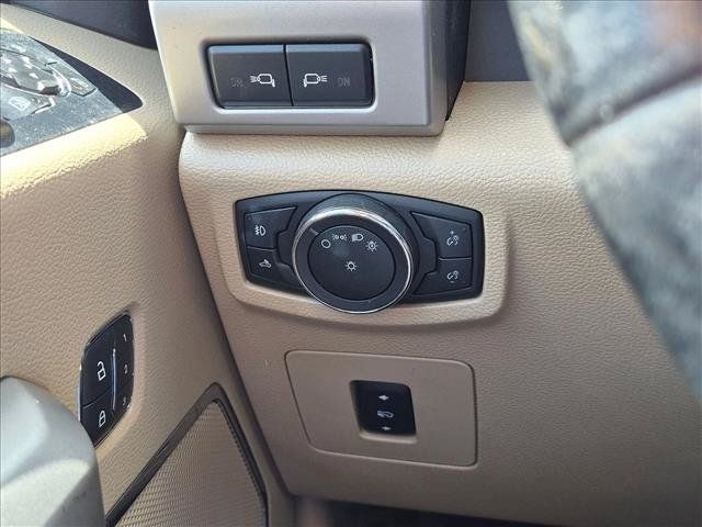 Used 2017 Ford F150 Lariat RWD image 13