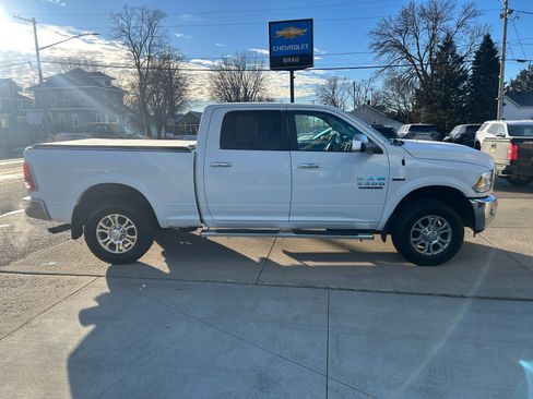 Used 2016 RAM 2500 Laramie w/ Convenience Group image 5