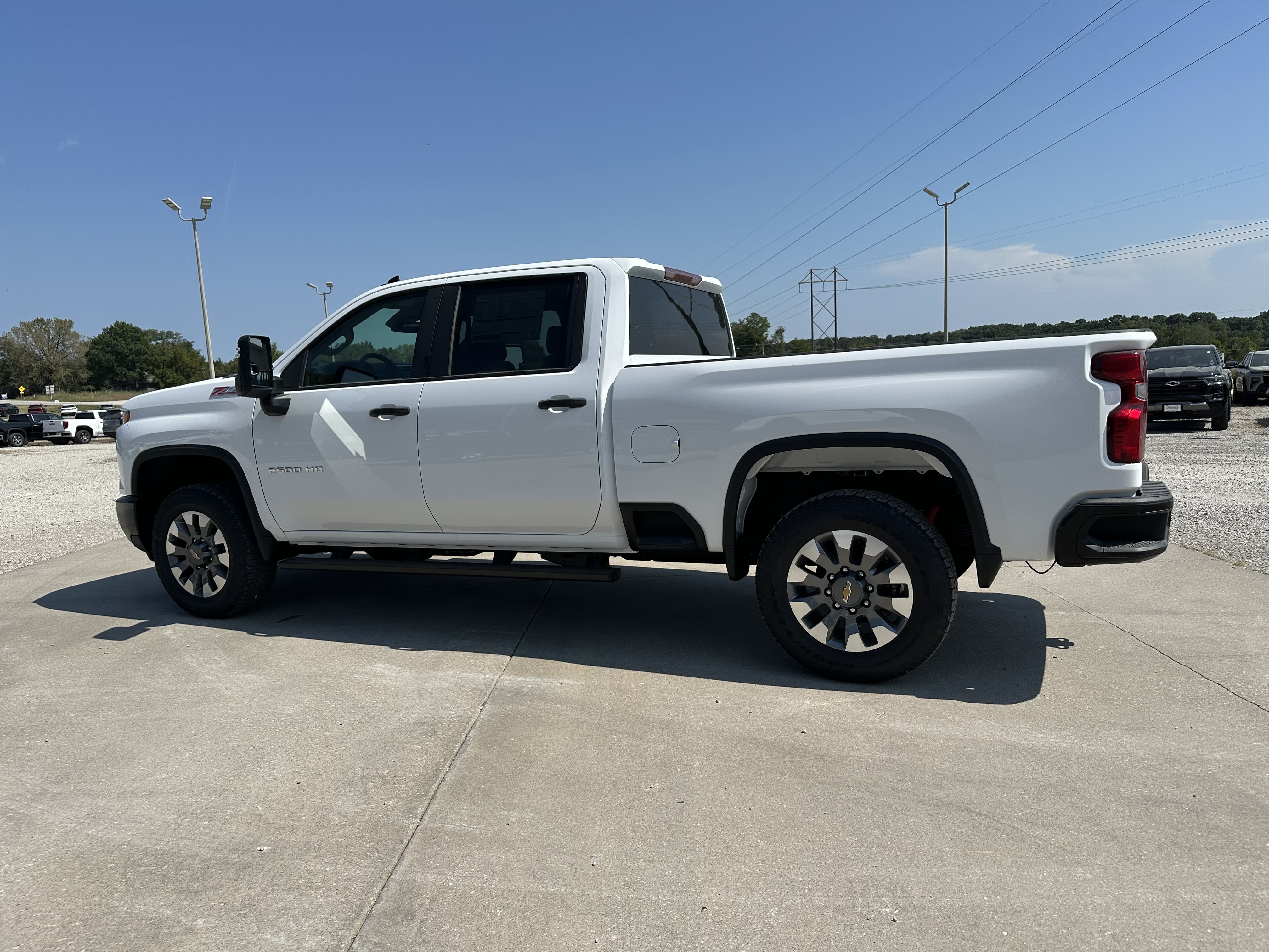New 2026 Chevrolet Silverado 2500 Custom w/ Custom Value Package AWD/4WD image 8