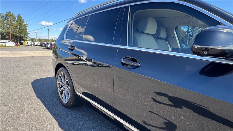 Used 2019 BMW X7 xDrive50i w/ Cold Weather Package AWD/4WD image 23