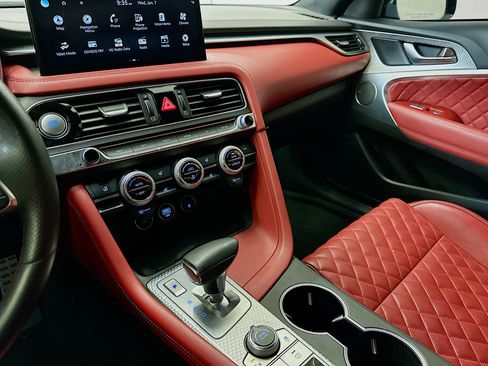 Used 2023 Genesis G70 3.3T w/ Sport Prestige Package image 26