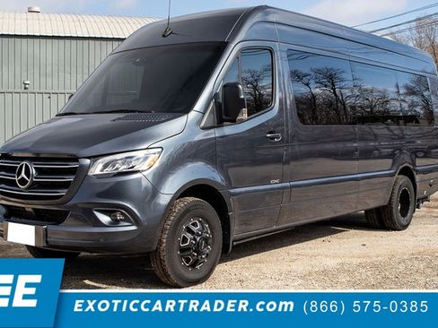 Used 2020 Mercedes-Benz Sprinter 3500 image 1