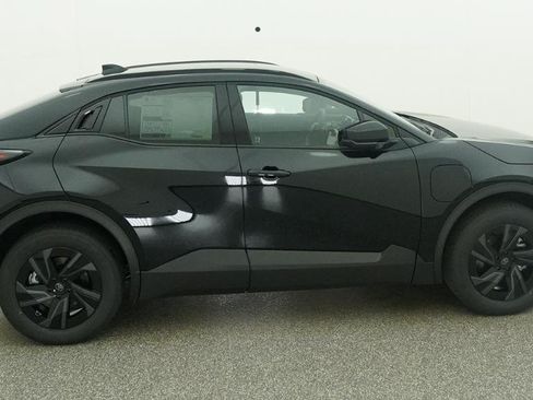 New 2026 Toyota C-HR AWD/4WD image 18