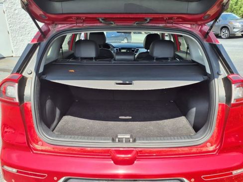 Used 2017 Kia Niro Touring image 25