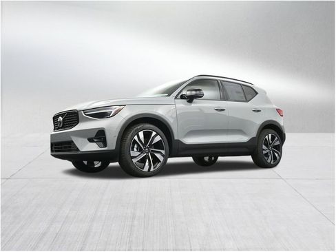 New 2026 Volvo XC40 B5 Ultra AWD/4WD image 21