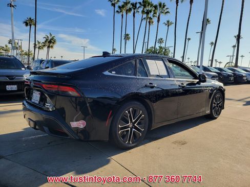 Certified 2023 Toyota Mirai image 4