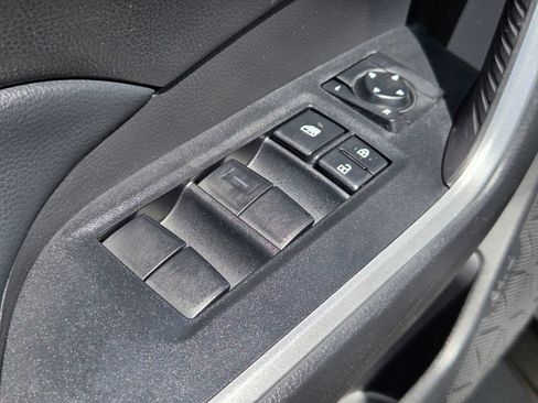 Used 2023 Toyota RAV4 LE FWD image 12