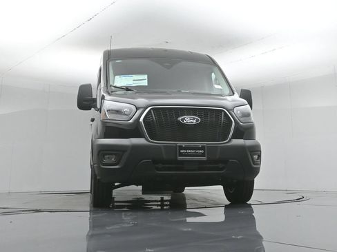 New 2026 Ford Transit 250 148 Medium Roof w/ Exterior Upgrade Package RWD image 44