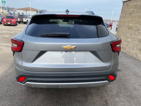 New 2026 Chevrolet Trax LT w/ Driver Confidence Package image 6
