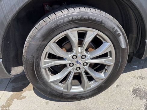 Used 2021 Ford Explorer Limited w/ Equipment Group 301A AWD/4WD image 20