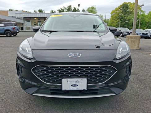 Certified 2022 Ford Escape SE w/ Convenience Package AWD/4WD image 2