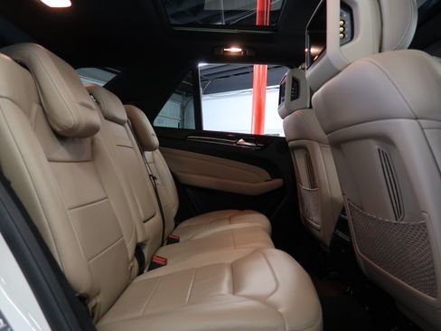 Used 2014 Mercedes-Benz ML 350 4MATIC image 40