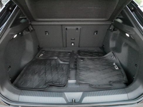 Certified 2023 Volkswagen ID.4 Pro S AWD/4WD image 19