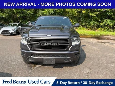Used 2023 RAM 1500 Laramie AWD/4WD image 2