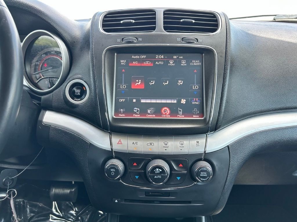 Used 2015 Dodge Journey SXT w/ Flexible Seating Group FWD image 24