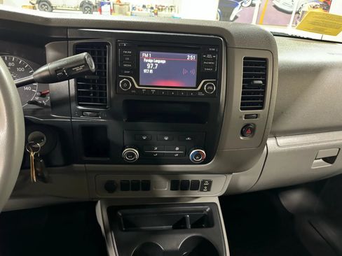Used 2018 Nissan NV 3500 S RWD image 50