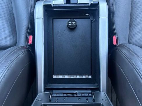 Used 2014 Ford F150 Platinum AWD/4WD image 29