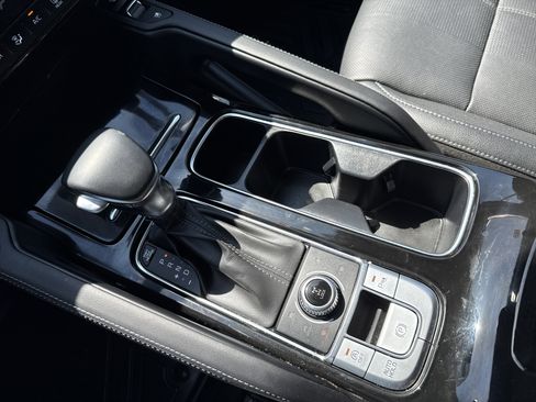 Used 2023 Kia Telluride EX image 26