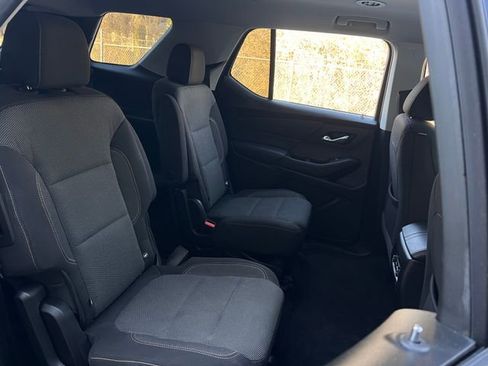 Used 2019 Chevrolet Traverse LT image 31