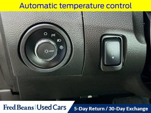Certified 2018 Ford Taurus SEL w/ Equipment Group 201A FWD image 13