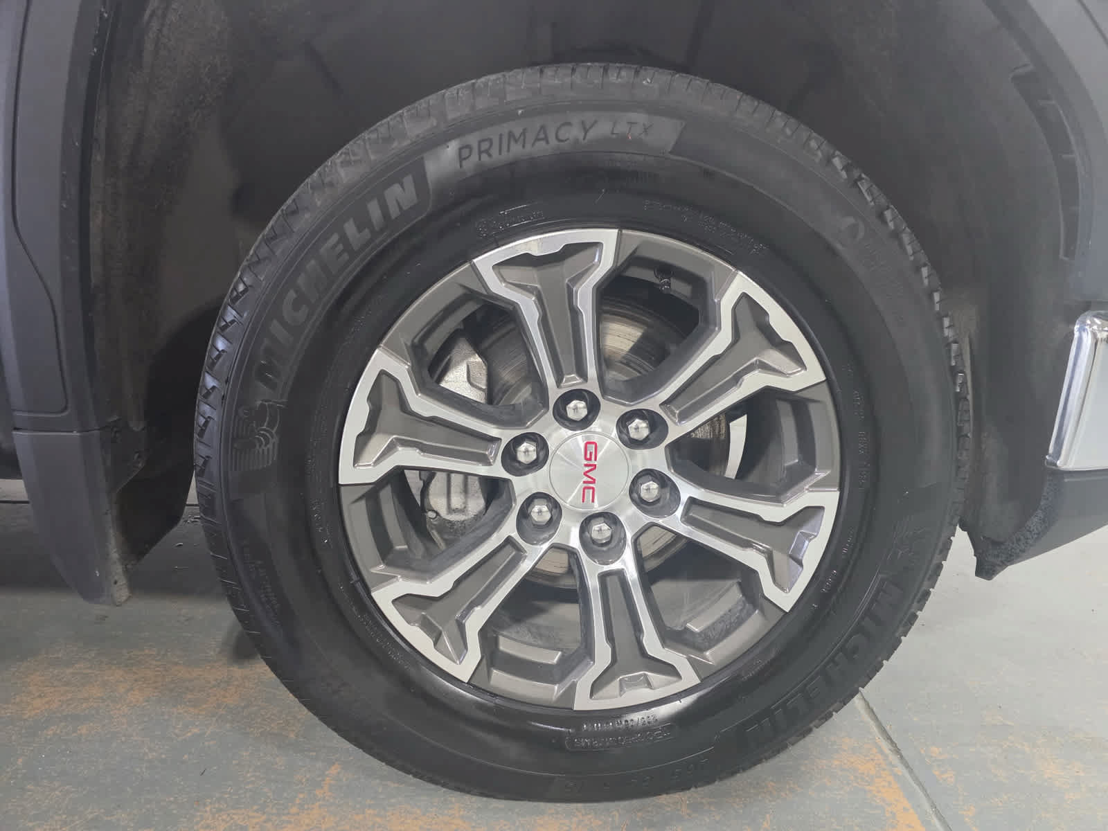 Used 2025 GMC Sierra 1500 SLT AWD/4WD image 9