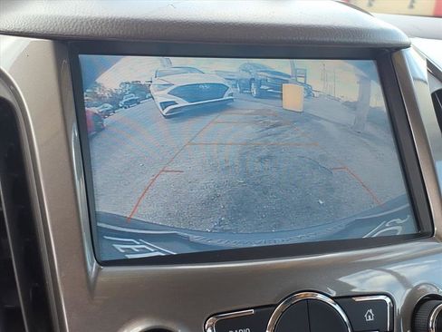 Used 2018 Chevrolet Cruze Premier image 28