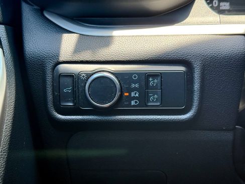 Certified 2023 Ford Explorer XLT AWD/4WD image 36