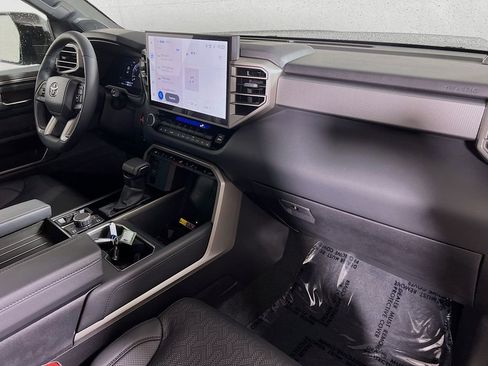 Used 2025 Toyota Tundra Limited w/ TRD Off-Road Package image 26