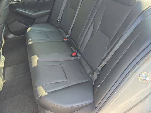 Used 2024 Honda Accord EX-L image 13