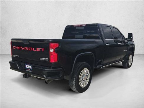 Used 2022 Chevrolet Silverado 3500 High Country w/ Z71 Off-Road Package image 5