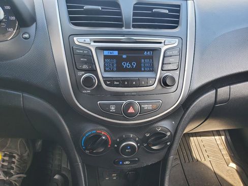 Used 2016 Hyundai Accent SE FWD image 20