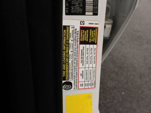 Used 2019 Toyota Camry XSE FWD image 33