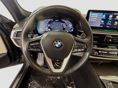 Used 2023 BMW 530e w/ Executive Package RWD image 13
