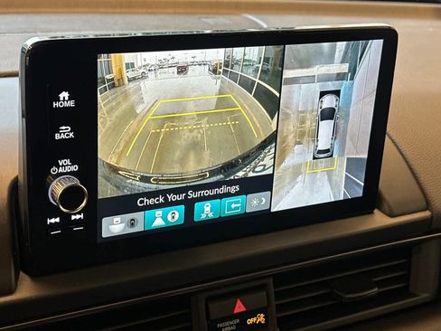 Certified 2023 Honda Pilot TrailSport image 23