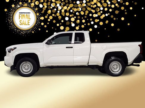 Used 2024 Toyota Tacoma SR image 9
