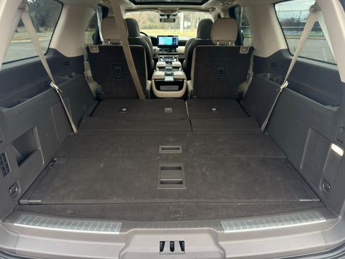 Used 2024 Lincoln Navigator L Reserve image 41