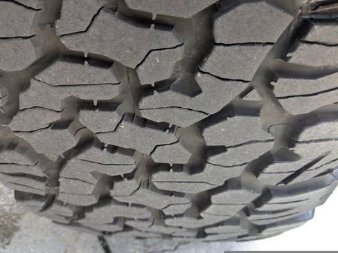 Used 2020 Ford F150 Lariat RWD image 12