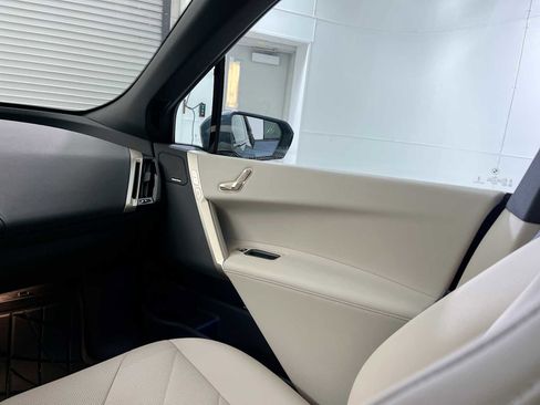 Certified 2024 BMW iX xDrive50 w/ Sport Package AWD/4WD image 11