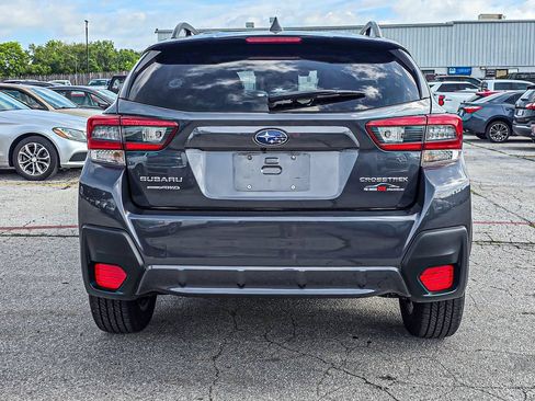 Used 2021 Subaru Crosstrek 2.0i Premium w/ Moonroof Package AWD/4WD image 5
