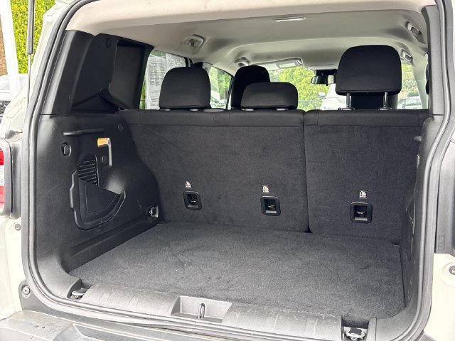 Used 2023 Jeep Renegade Latitude AWD/4WD image 20