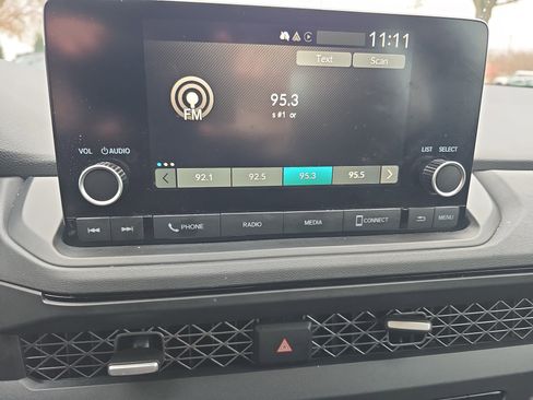 Used 2024 Honda Accord EX image 22