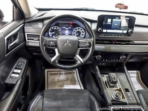 Used 2022 Mitsubishi Outlander SE AWD/4WD image 18