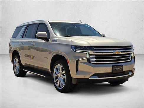 Used 2022 Chevrolet Tahoe High Country AWD/4WD image 3