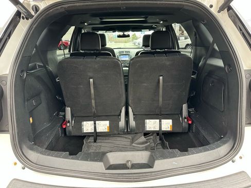 Used 2019 Ford Explorer XLT w/ Equipment Group 202A image 37